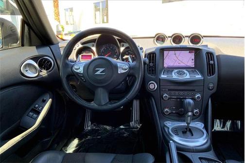 2017 Nissan 370Z Touring