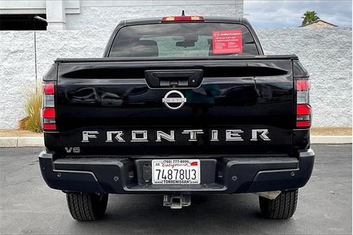 2023 Nissan Frontier S