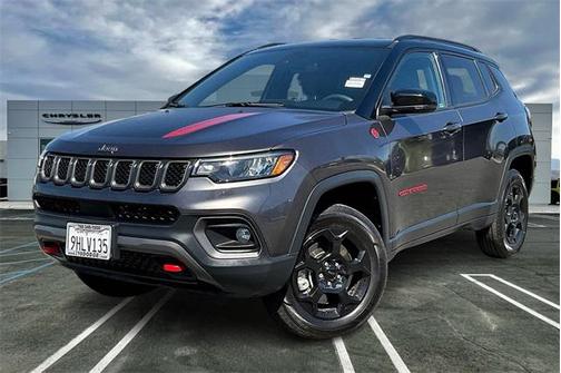 2023 Jeep Compass Trailhawk
