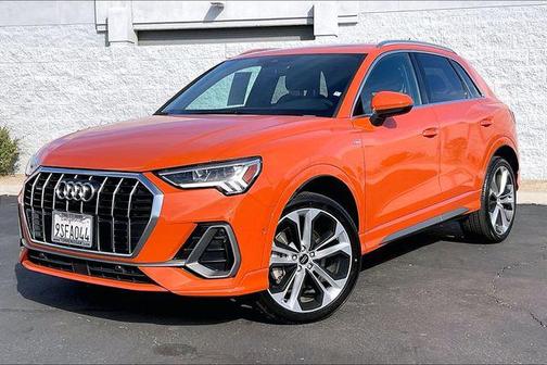2019 Audi Q3 2.0T S line Prestige