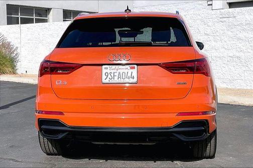 2019 Audi Q3 2.0T S line Prestige