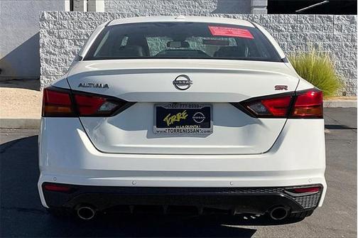 2023 Nissan Altima SR FWD