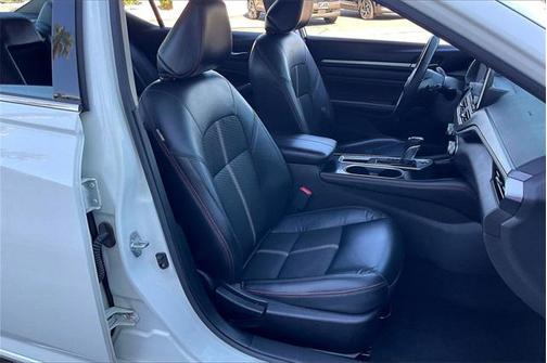 2023 Nissan Altima SR FWD