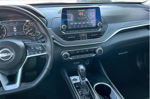 2023 Nissan Altima SR FWD