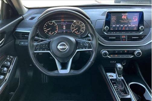 2023 Nissan Altima SR FWD