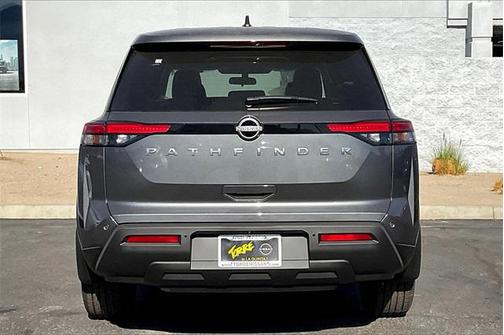2025 Nissan Pathfinder S FWD