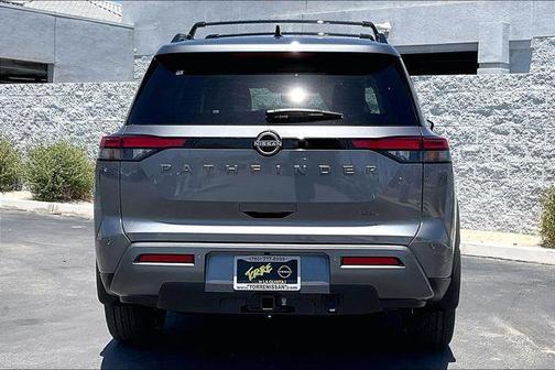 Gun Met 2026 Nissan Pathfinder SL