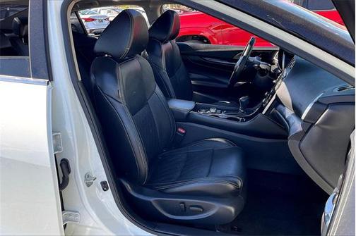 2023 Nissan Maxima 3.5 Platinum