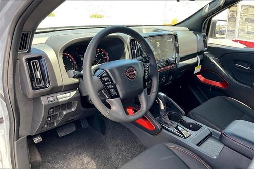 2025 Nissan Frontier PRO-X