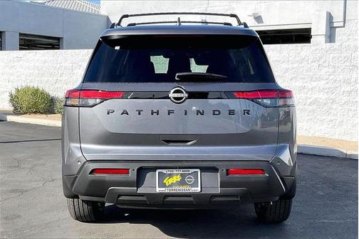 2025 Nissan Pathfinder SV FWD