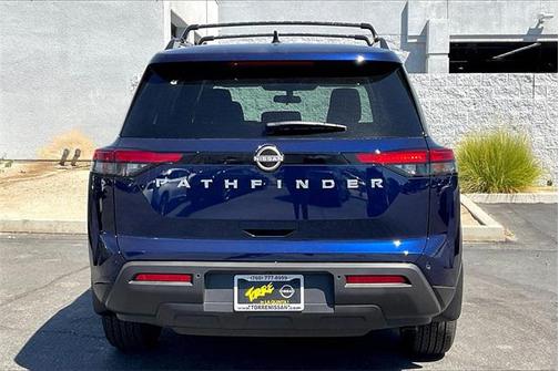 2025 Nissan Pathfinder SV FWD