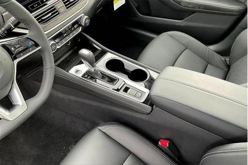 2025 Nissan Altima 2.5 SL