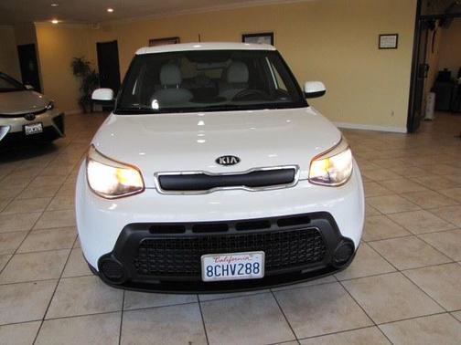 2014 Kia Soul Base