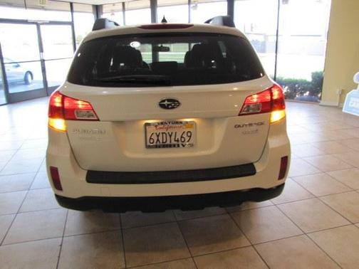 2012 Subaru Outback 2.5i Premium