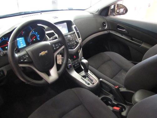 Silver Ice Metallic 2014 Chevrolet Cruze 1LT