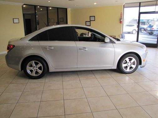 Silver Ice Metallic 2014 Chevrolet Cruze 1LT
