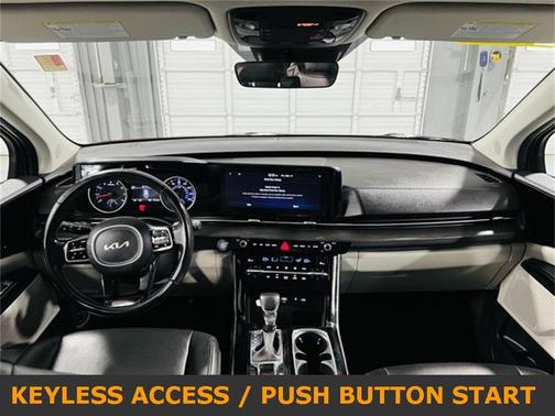 2022 Kia Carnival SX