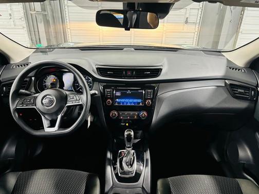 2022 Nissan Rogue Sport S