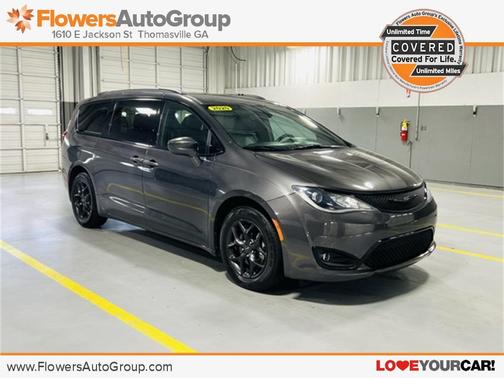 2020 Chrysler Pacifica Touring-L