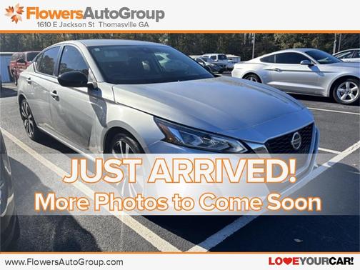 2022 Nissan Altima 2.5 SR