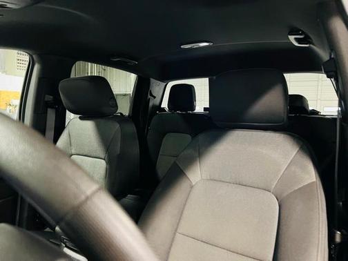 2024 Chevrolet Colorado WT