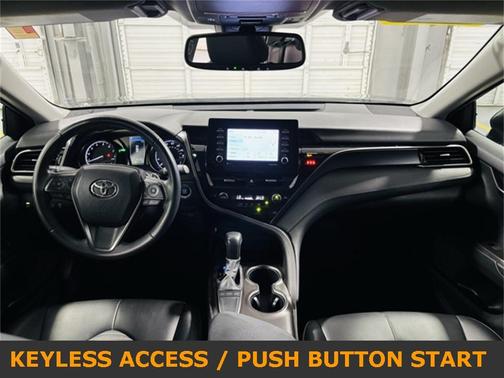 2022 Toyota Camry SE Nightshade