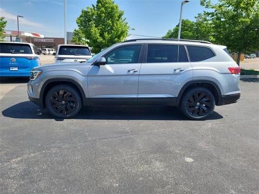 2025 Volkswagen Atlas 2.0T SE