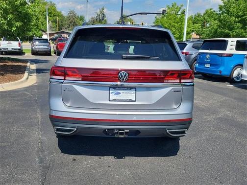 2025 Volkswagen Atlas 2.0T SE
