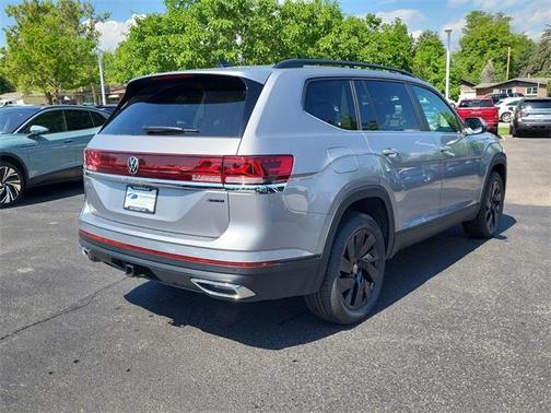 2025 Volkswagen Atlas 2.0T SE