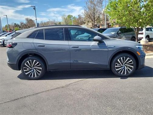 2025 Volkswagen ID.4 Pro