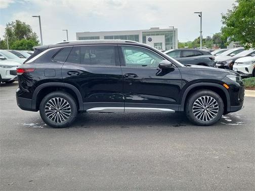 2025 Volkswagen Tiguan 2.0T S