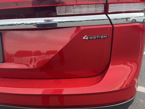 2024 Volkswagen Atlas 2.0T SE