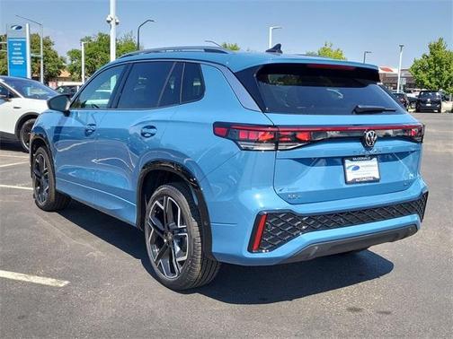 2025 Volkswagen Tiguan 2.0T SEL R-Line
