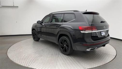2022 Volkswagen Atlas 3.6L SE w/Technology
