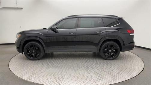 2022 Volkswagen Atlas 3.6L SE w/Technology