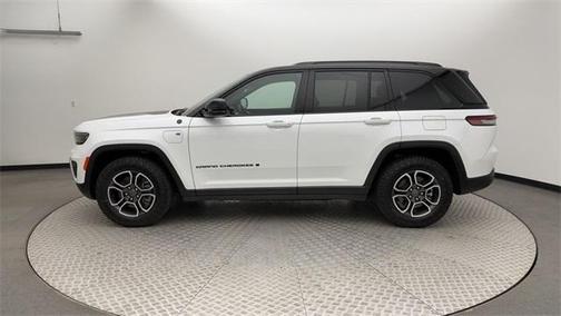 2024 Jeep Grand Cherokee 4xe Trailhawk
