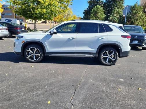 2025 Volkswagen Tiguan 2.0T SE