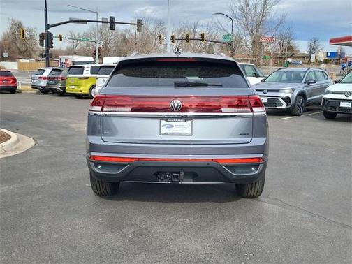 2025 Volkswagen Atlas Cross Sport 2.0T SE w/Technology