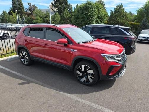 2024 Volkswagen Taos 1.5T SEL