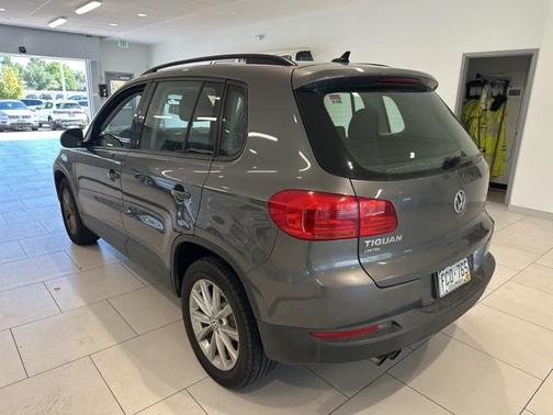 2017 Volkswagen Tiguan Limited 2.0T