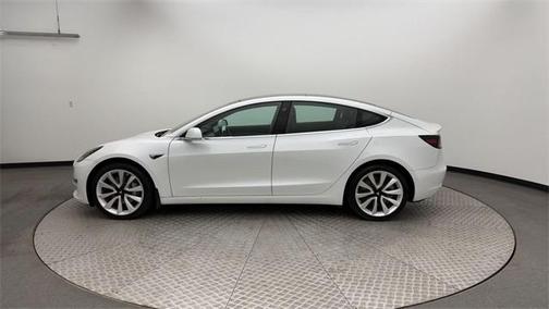 2019 Tesla Model 3 Long Range