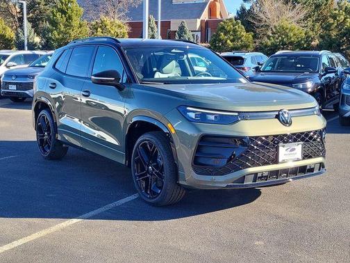 2026 Volkswagen Tiguan 2.0T SE R-Line Black