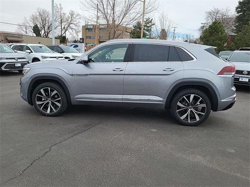 2025 Volkswagen Atlas Cross Sport 2.0T SEL Premium R-Line