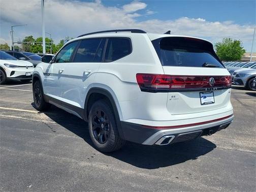 2025 Volkswagen Atlas 2.0T Peak Edition