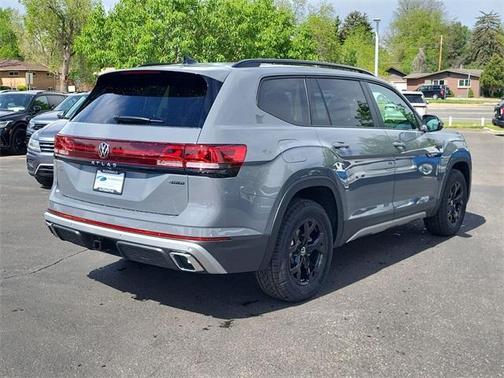 2025 Volkswagen Atlas 2.0T Peak Edition