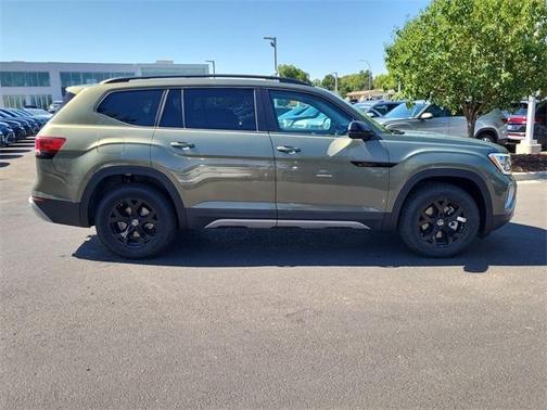2025 Volkswagen Atlas 2.0T Peak Edition