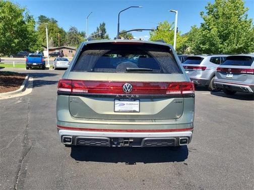 2025 Volkswagen Atlas 2.0T Peak Edition