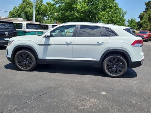 2025 Volkswagen Atlas Cross Sport 2.0T SE w/Technology