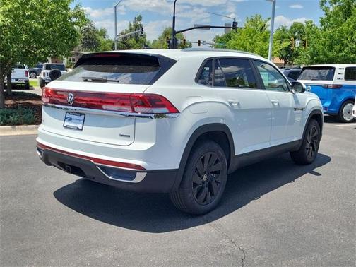 2025 Volkswagen Atlas Cross Sport 2.0T SE w/Technology