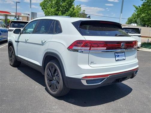 2025 Volkswagen Atlas Cross Sport 2.0T SE w/Technology